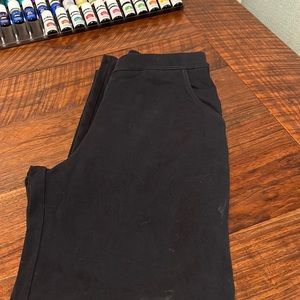 LL Bean cotton casual pull on pants